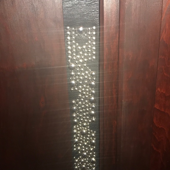 FOR SALE - Picture 2 of 3